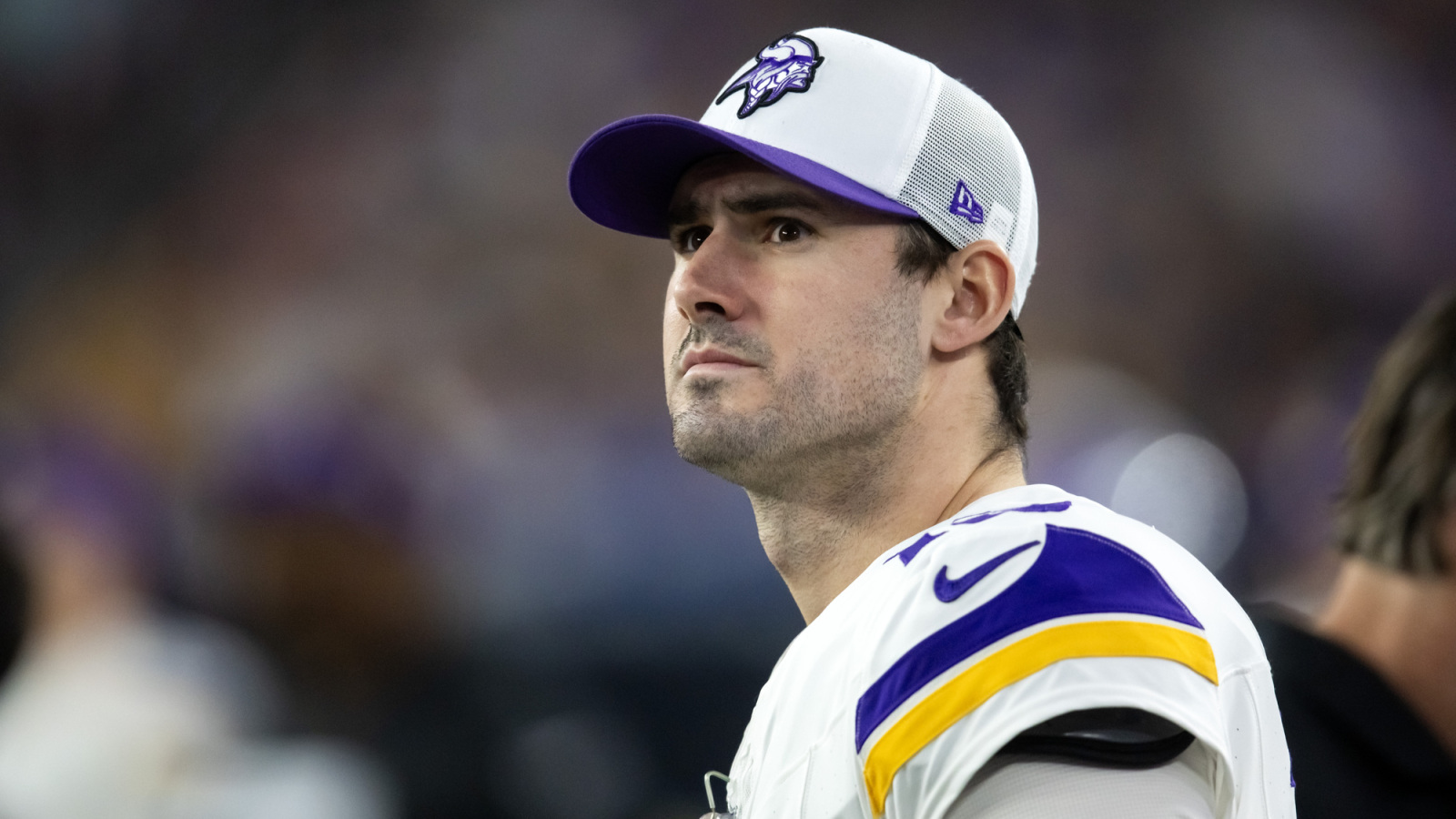 https://www.yardbarker.com/media/5/9/59efd5eb21bcf5501058d647dd593d0e3eab273d/thumb_16x9/daniel-jones-stronger-chance-winning-colts-qb.jpg?v=1