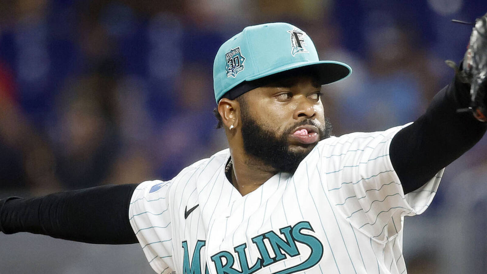 Rangers sign two-time All-Star pitcher on minor league deal | Yardbarker