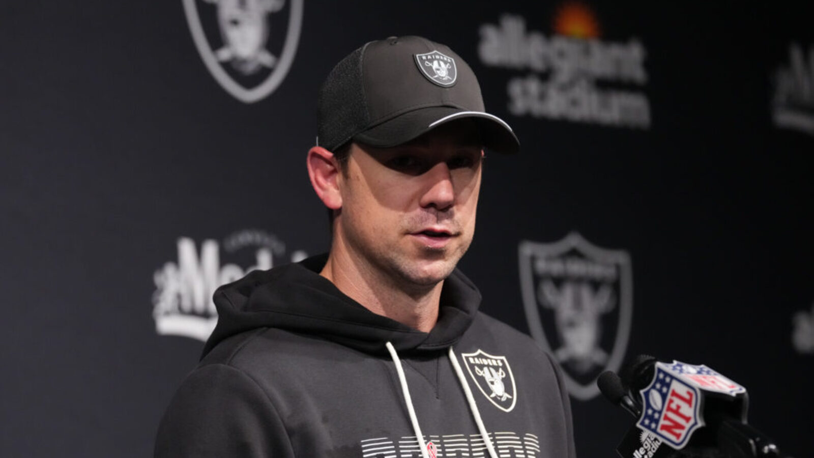 Raiders Emerge in $52 Million Trade Deadline Speculation