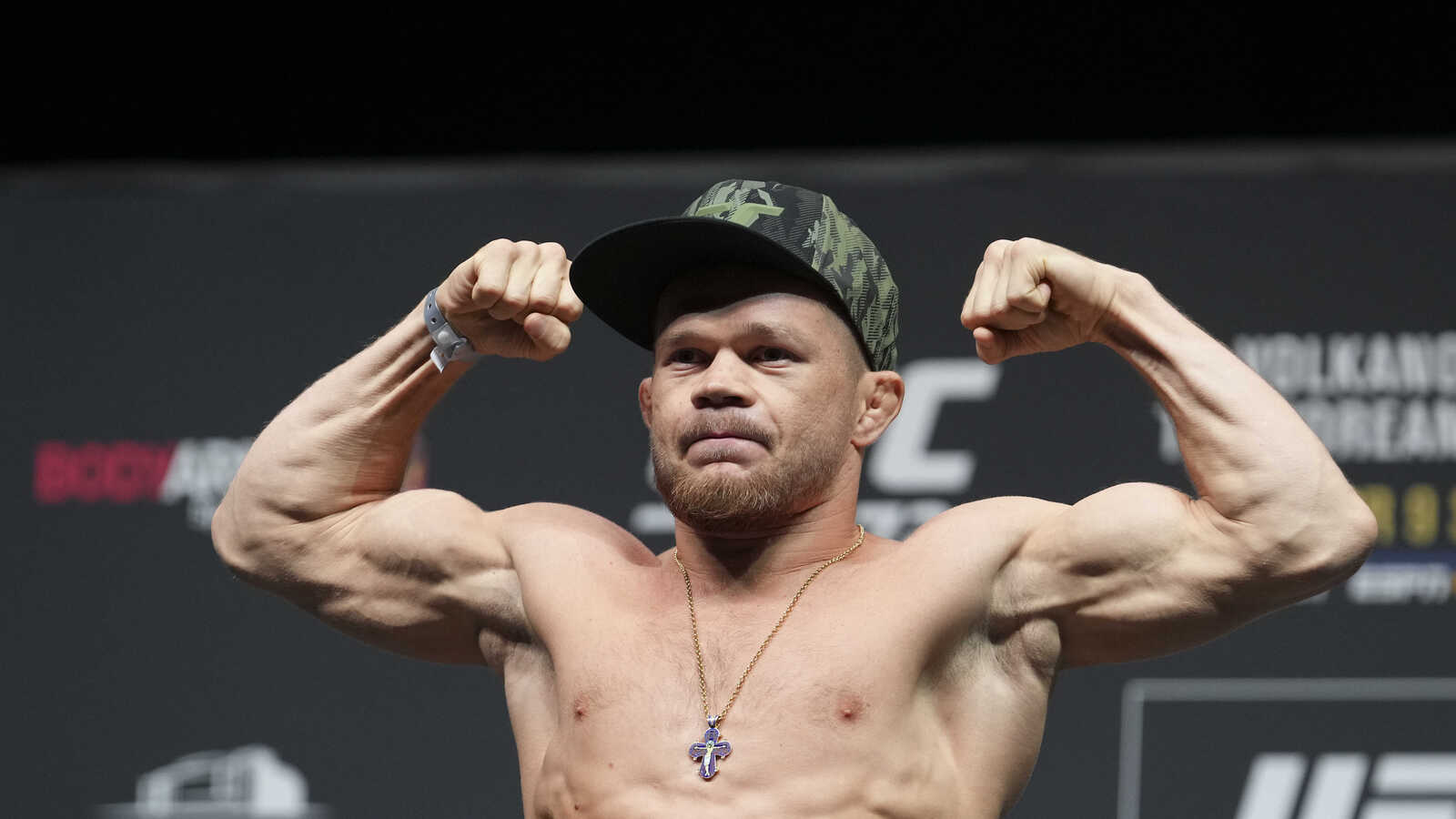Petr Yan decisions Marcus McGhee in UFC Abu Dhabi co-main event ...