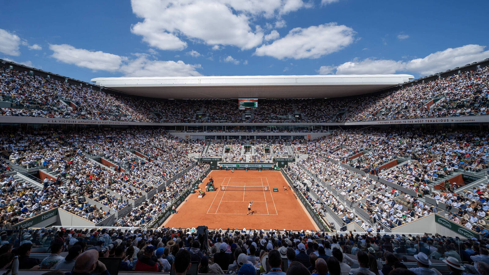 https://www.yardbarker.com/media/5/a/5a6ac76c45a5c13f611c636d9fe33a50c3b1c69b/thumb_16x9/nature-called-arthur-gea-during-french-open-match.jpg?v=1