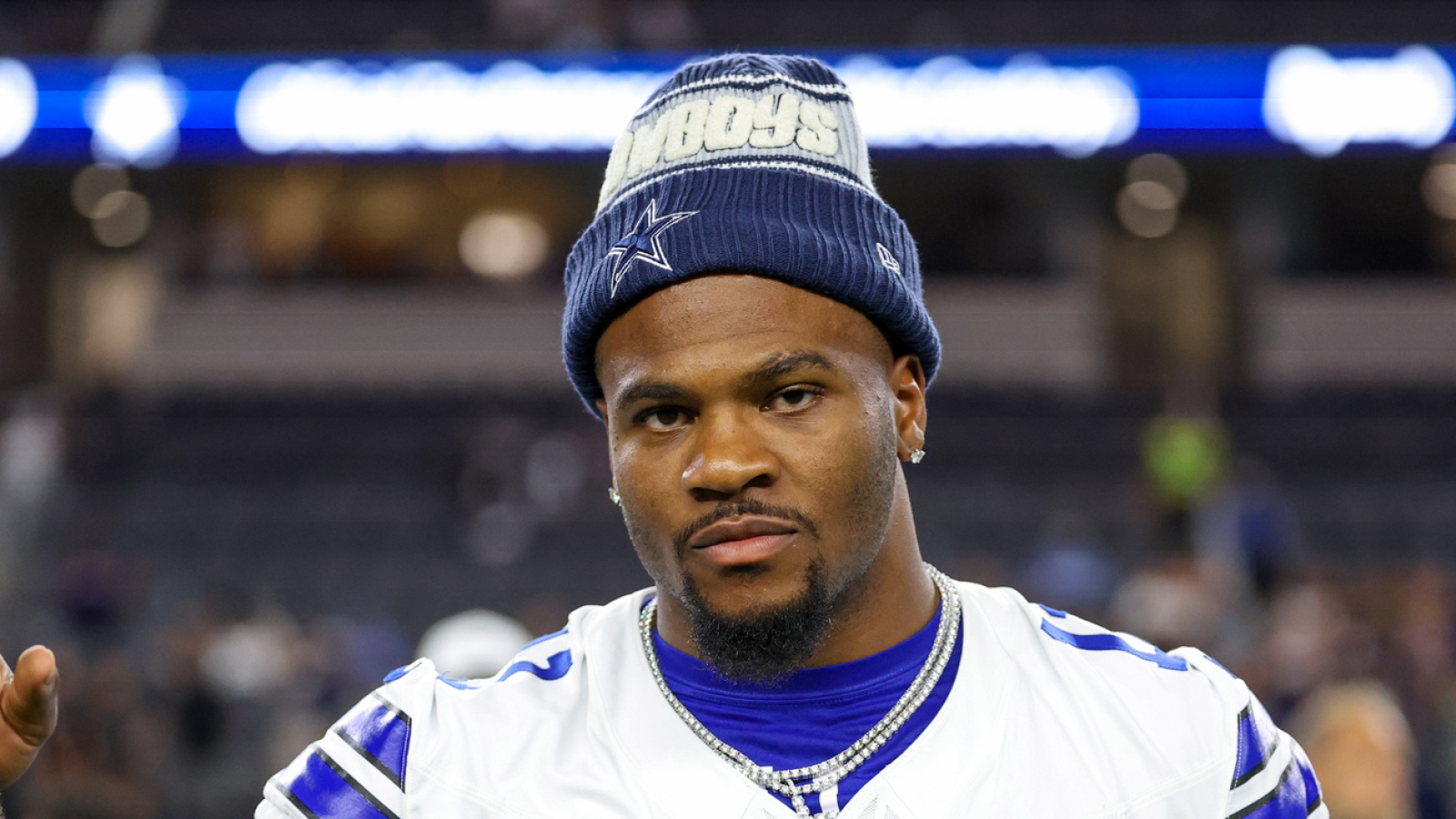 https://www.yardbarker.com/media/5/a/5a8c77291fd5ee76511677bbb57428840ae2561c/thumb_16x9/insider-clarifies-packers-level-interest-micah.jpg?v=1