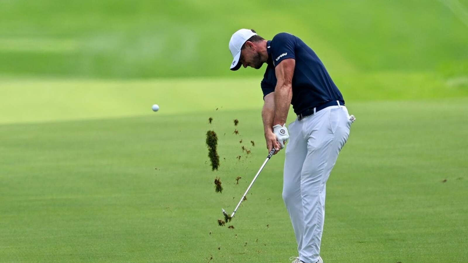 Laurie Canter Takes Early Lead at LIV Golf Indianapolis