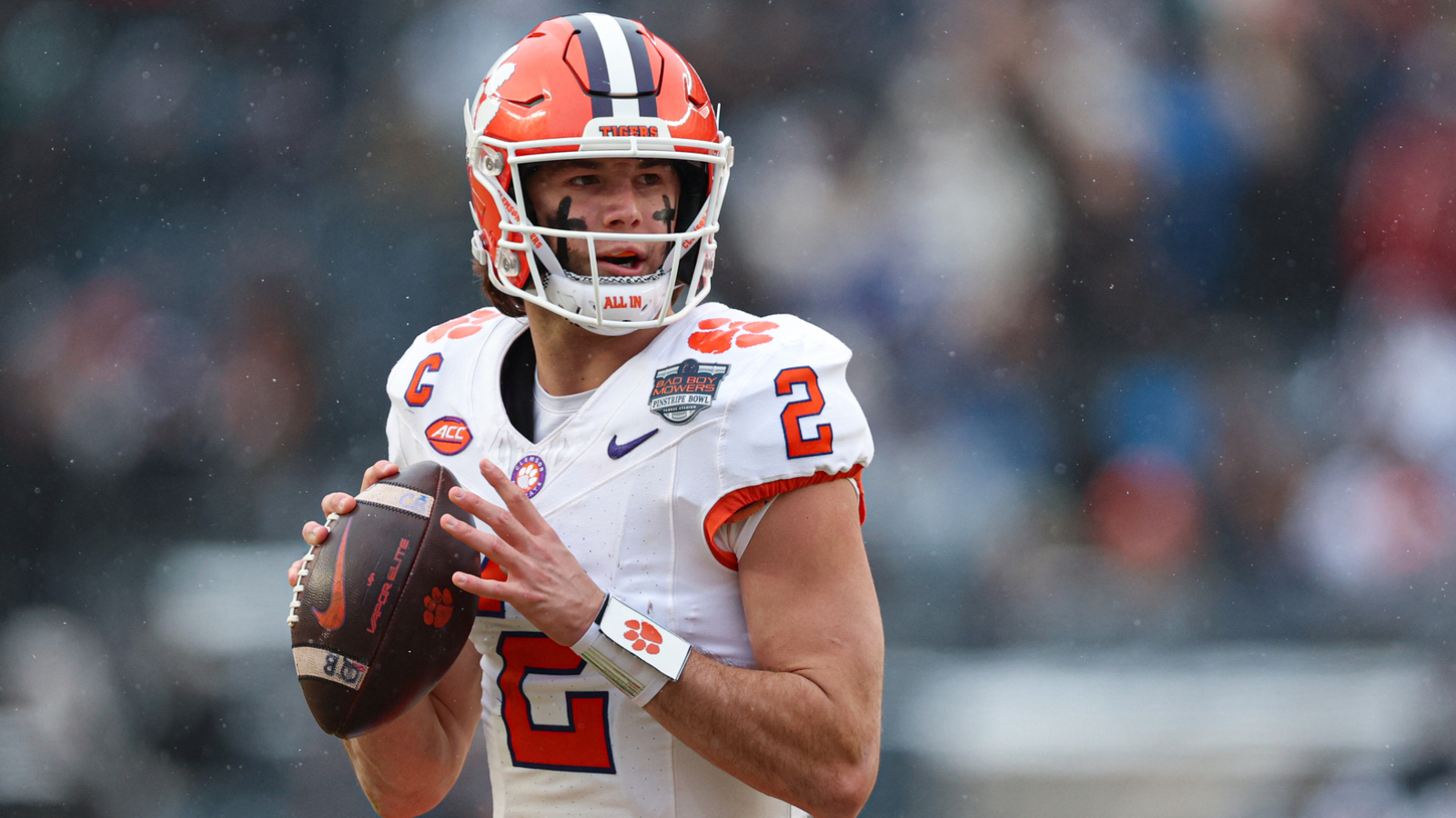 Jets take stab at finding quarterback by trading up for Cade Klubnik