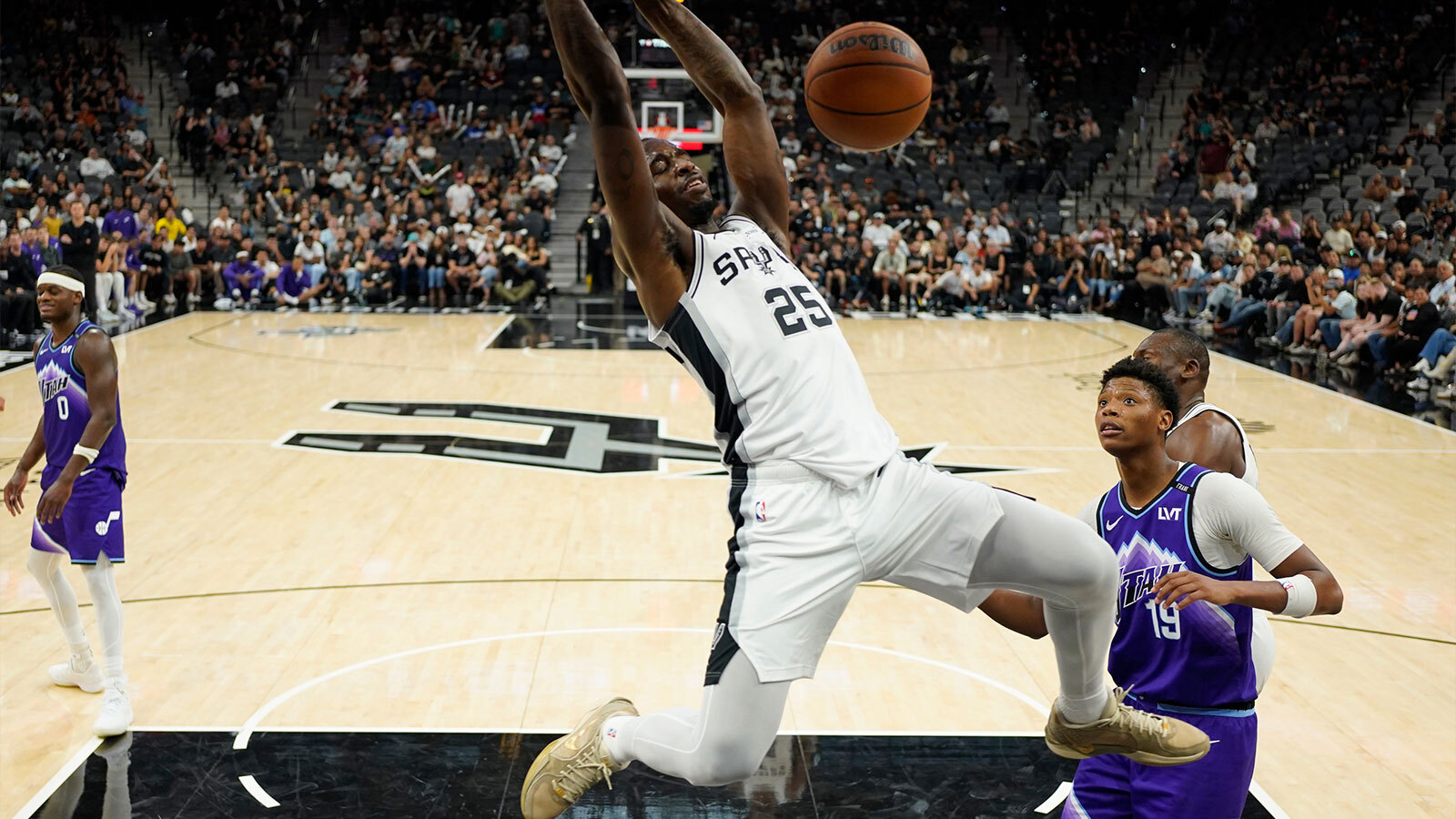 How ‘dream' continues for Spurs free agent signee