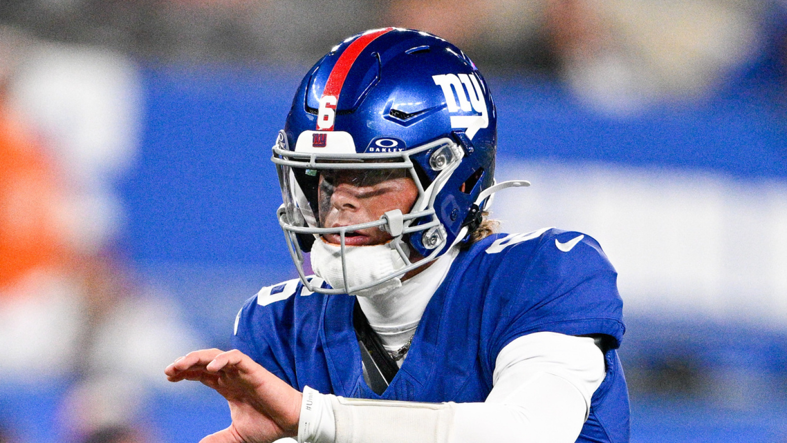 https://www.yardbarker.com/media/5/a/5afb3b817b41b61cf4ec1147d993eeaf0a71a660/thumb_16x9/former-gm-blasts-giants-embracing-best-chance-win.jpg?v=1