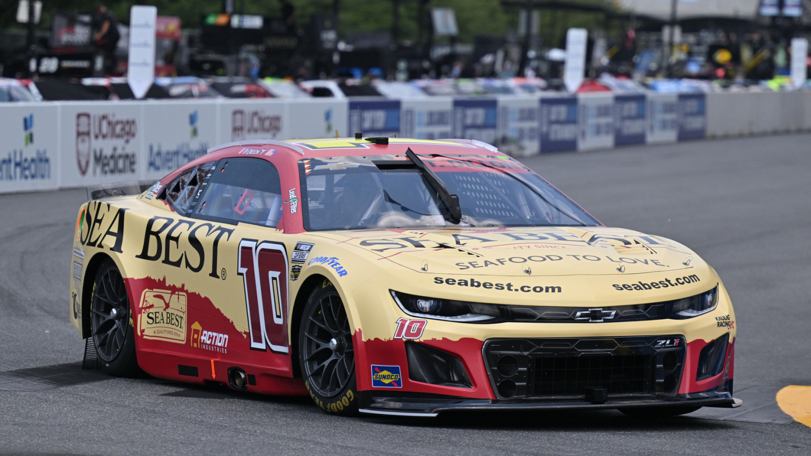 https://www.yardbarker.com/media/5/b/5b0cc8871b942b0efc5f69150d08ff86f37a6868/thumb_16x9/dillon-gibbs-advance-final-round-nascar-season.jpg?v=1