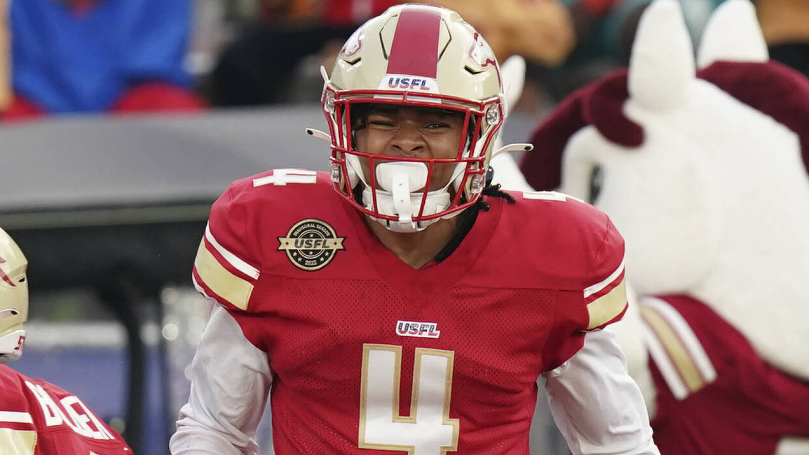 Packers Sign USFL WR Osirus Mitchell TrendRadars