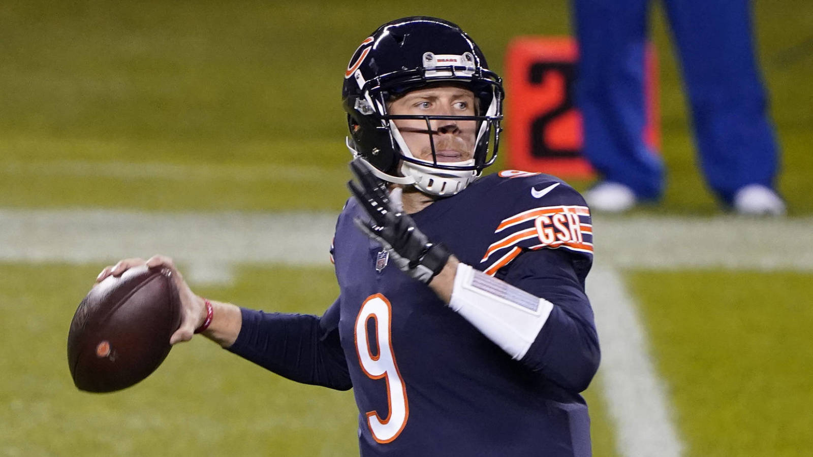 Tom Brady left Nick Foles hanging on postgame handshake again Yardbarker