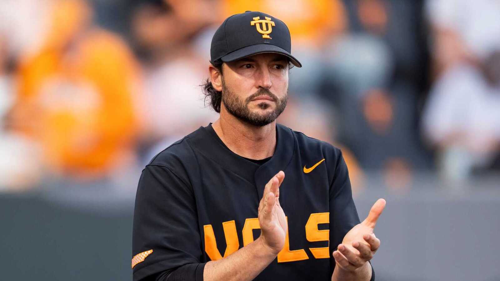 https://www.yardbarker.com/media/5/b/5b54d503960cd86332faf764f1bb7bcbe8121d59/thumb_16x9/giants-reportedly-closing-on-unprecedented.jpg?v=1