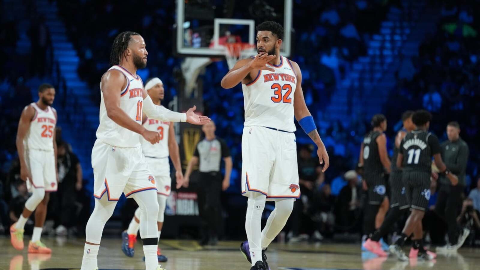 Winless Knicks face Magic without Paolo Banchero