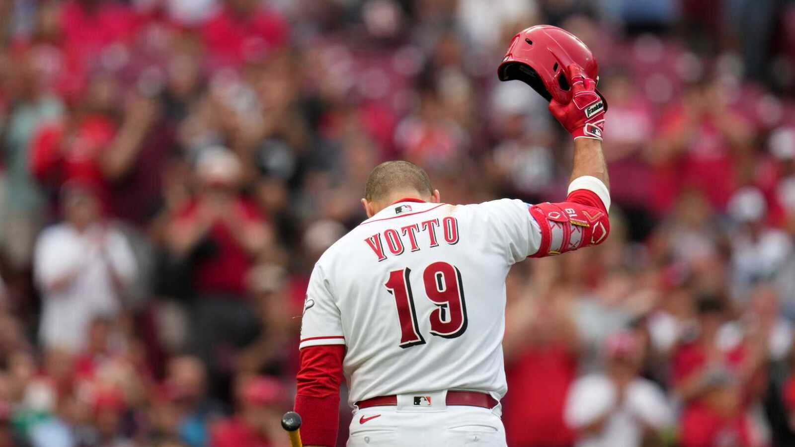 Cincinnati Reds legend Joey Votto says goodbye to baseball