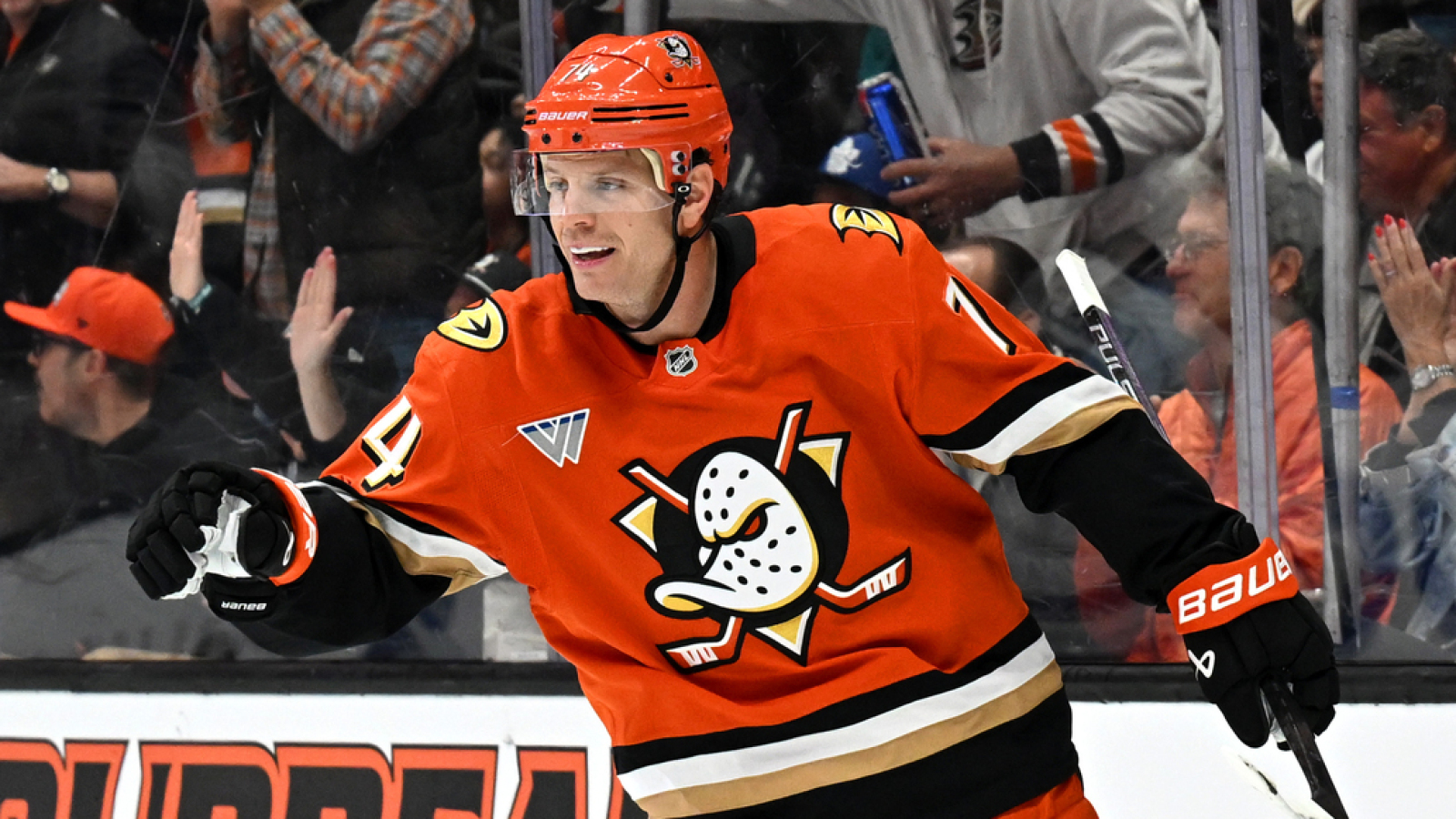 https://www.yardbarker.com/media/5/c/5c0b3468d648ee8b000a10e4d85cff2c3849aedd/thumb_16x9/2026-nhl-free-agency-top-targets-biggest-risks.jpg?v=1