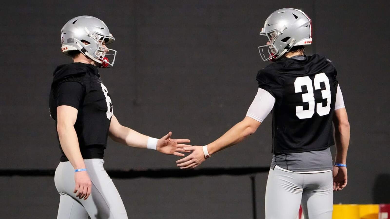 Does Prolonged Buckeyes QB Battle 'Favor' Devin Brown?