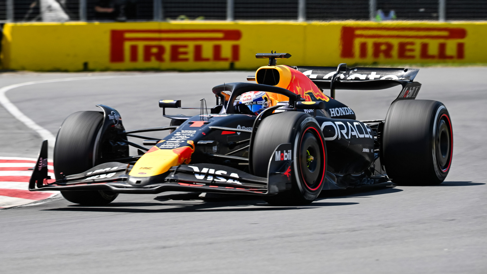 https://www.yardbarker.com/media/5/c/5c1f7351a1f3ebafd62167f44cf541906355abf4/thumb_16x9/max-verstappens-hot-form-remarkably-put-him-back.jpg?v=1