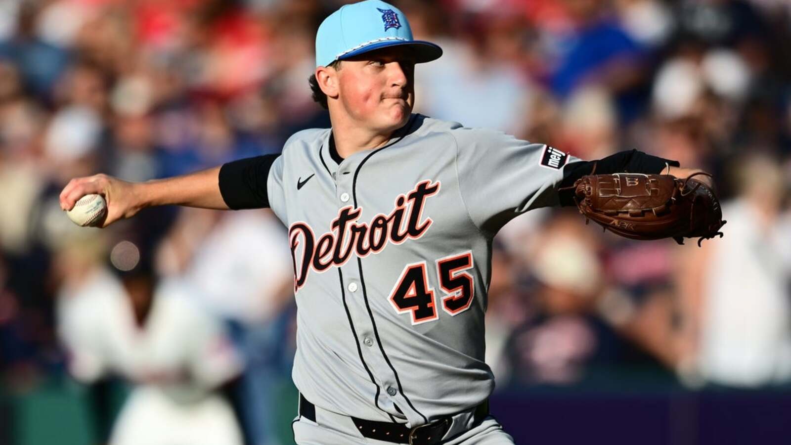 Tigers on top perch, Rangers chasing to open the second half of the season | Yardbarker