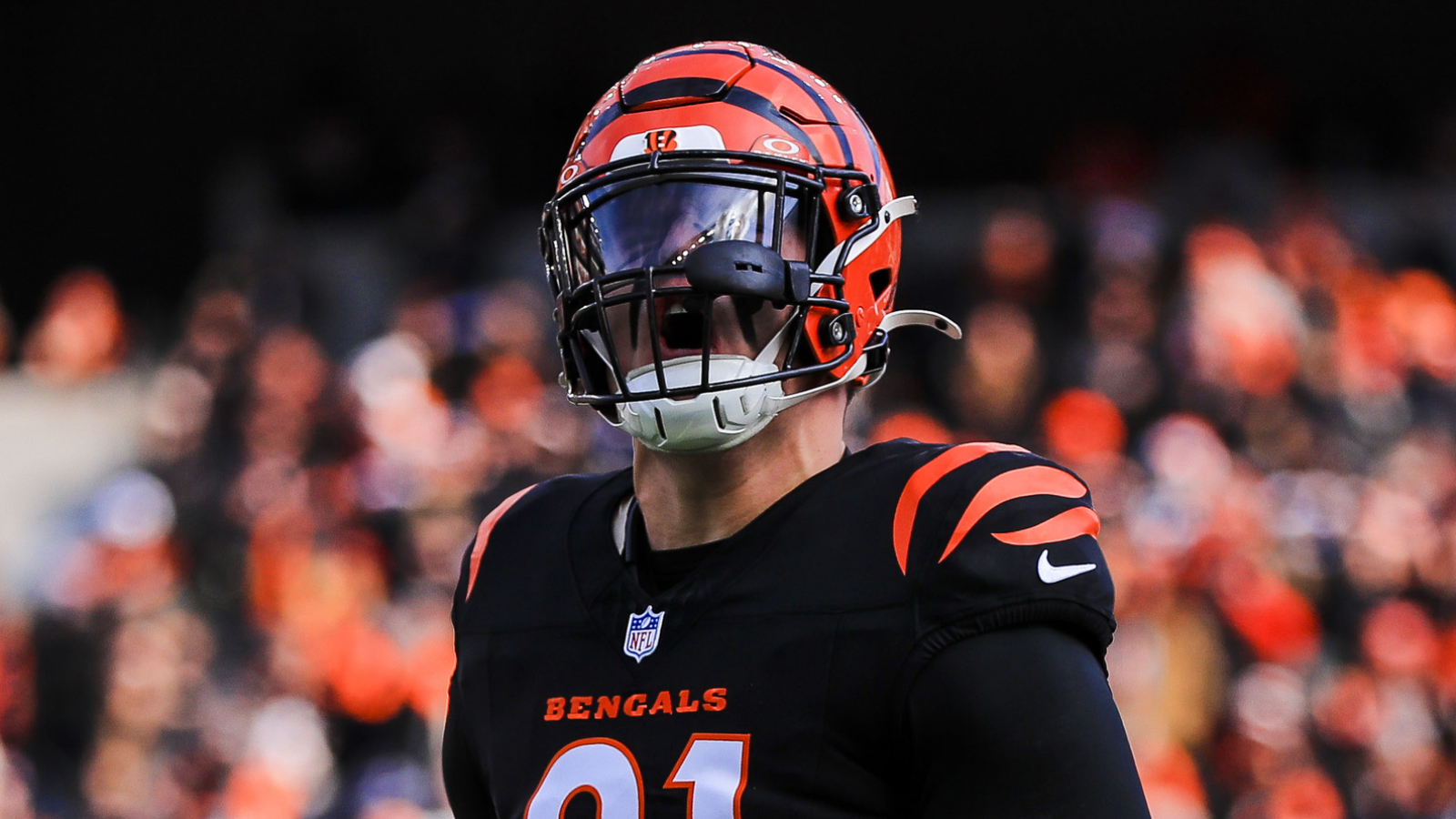 https://www.yardbarker.com/media/5/c/5c957649bcb4800d4f77312b4d4c2041599394f9/thumb_16x9/trey-hendricksons-new-contract-offers-bengals.jpg?v=1