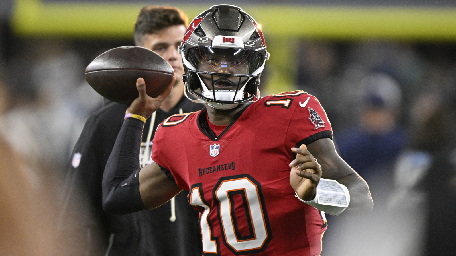 Jalon Daniels Leads Buccaneers to Victory Over Cowboys