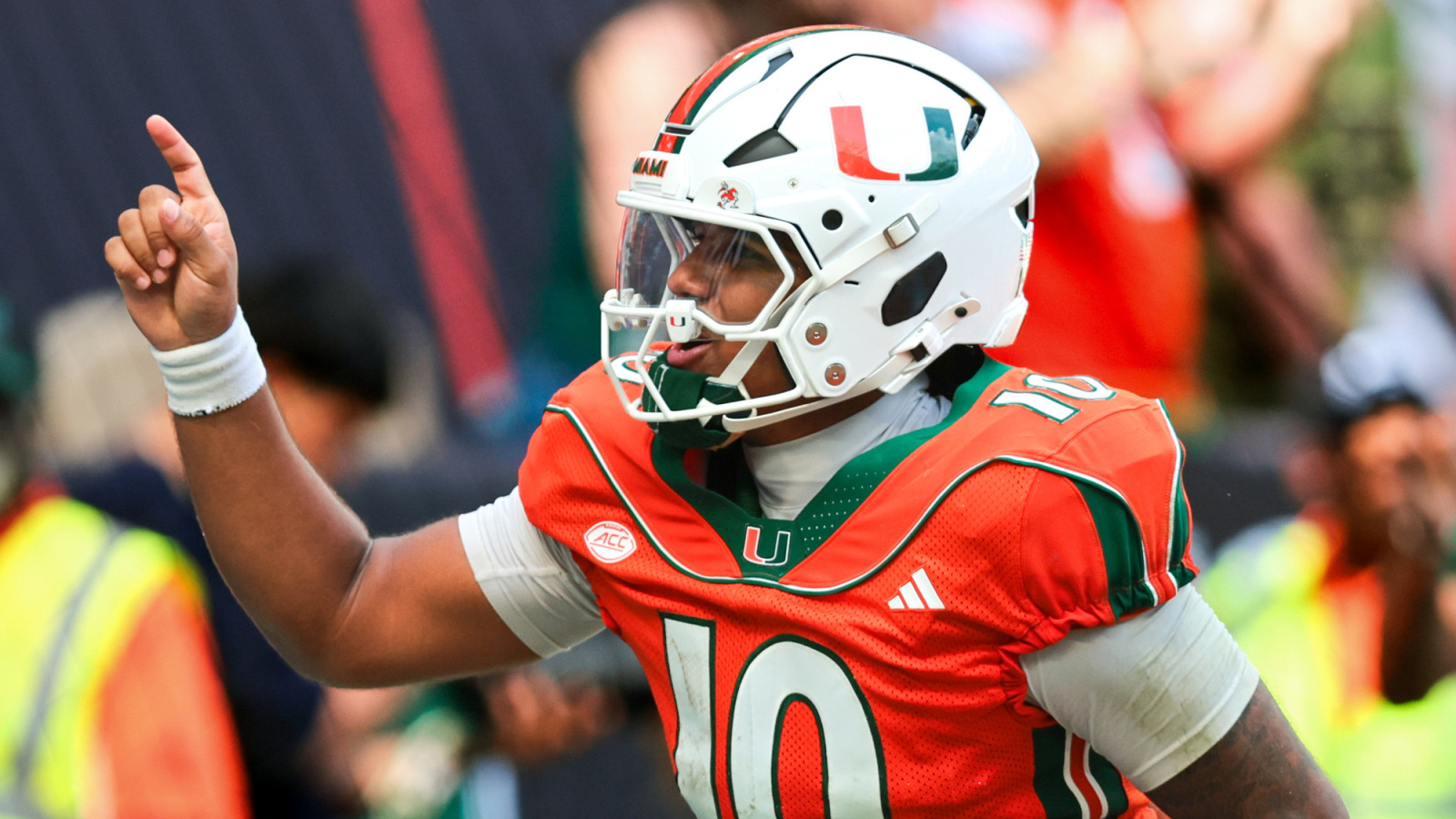 Miami's Darian Mensah posting better numbers than Carson Beck, Cam Ward