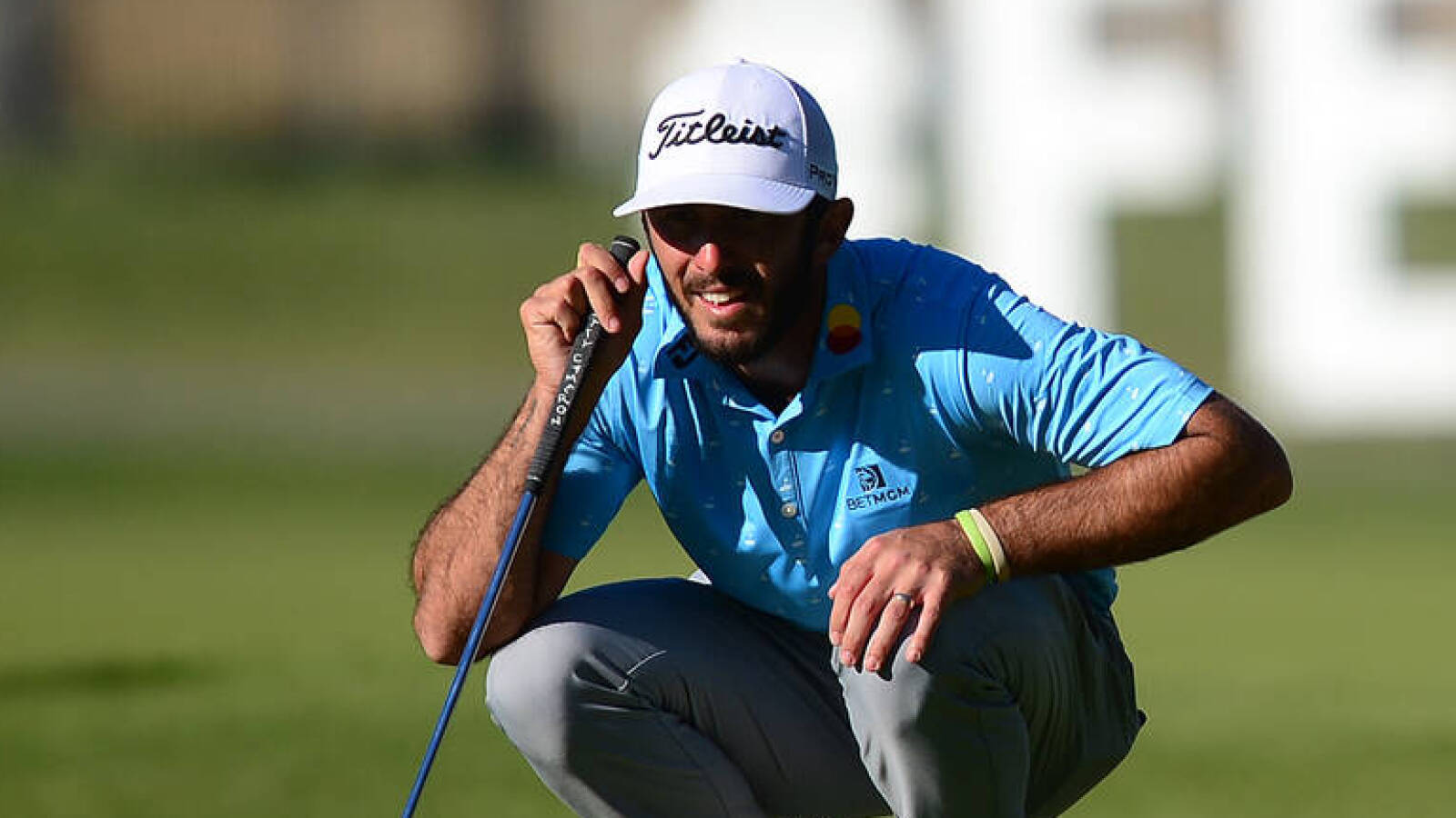 The 10th hole at Riviera Country Club is the best drivable par 4