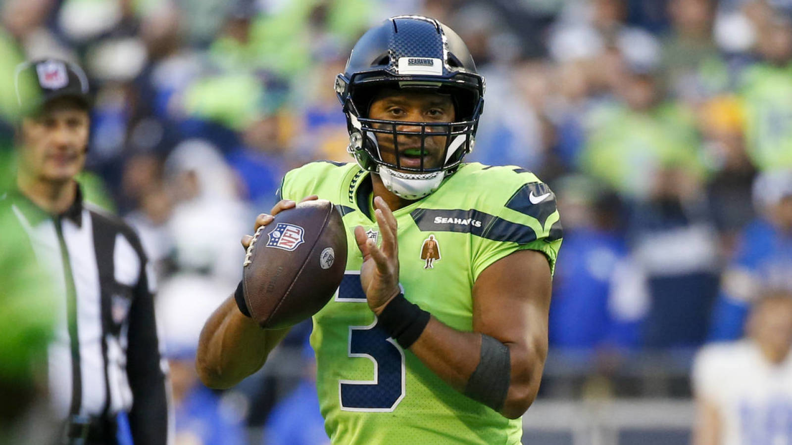 Seahawks QB Russell Wilson exits Thursday's sport with hand damage