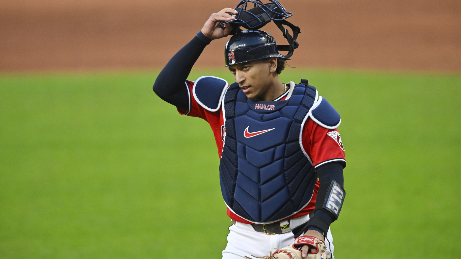 https://www.yardbarker.com/media/5/d/5d82a0966bf967a39102a05170ff011407820297/thumb_16x9/guardians-option-catcher-bo-naylor-triple-columbus.jpg