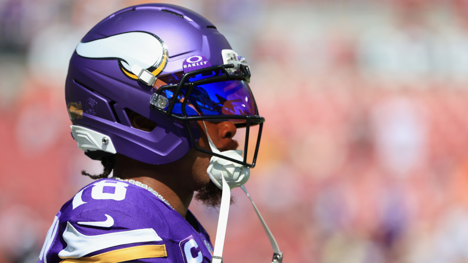 https://www.yardbarker.com/media/5/d/5d830bc1d163eeb44eee0b3bd0fc6e38361273ff/thumb_16x9/sep-27-2026-tampa-florida-usa-minnesota-vikings.jpg?v=1
