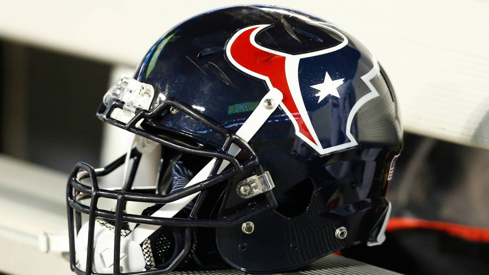 Texans cancel next week’s mandatory minicamp