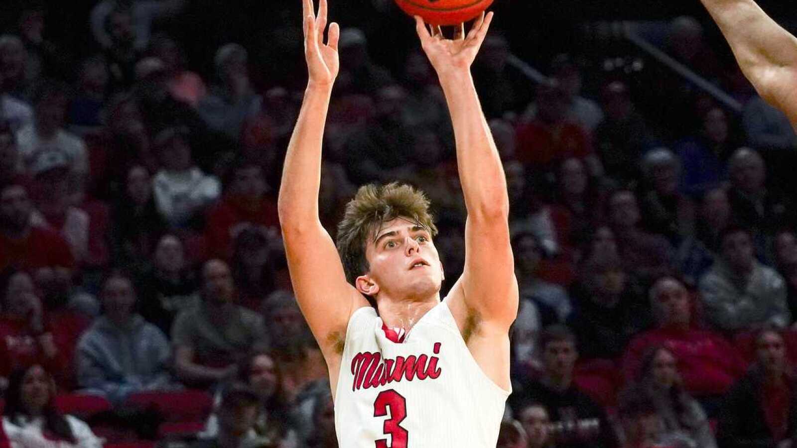 No. 25 Miami (Ohio) sneaks past Kent State in OT, gets to 20-0