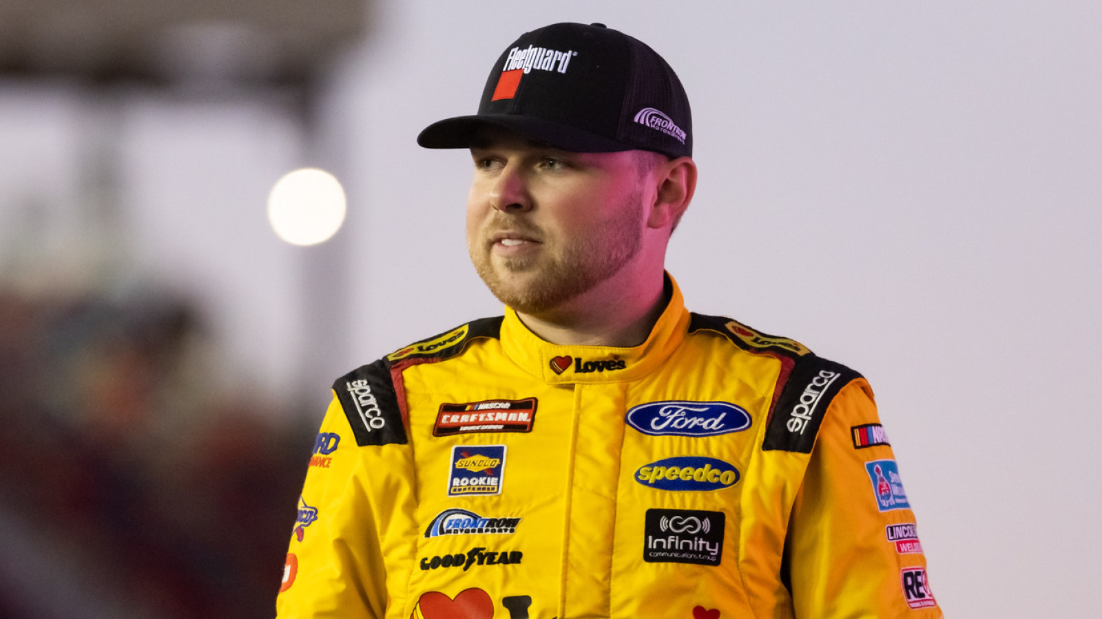https://www.yardbarker.com/media/5/d/5da7a6fc23ceef6865a1b5879a24eb5316d8a6ba/thumb_16x9/layne-riggs-dominates-nascar-truck-series-race-irp.jpg?v=1