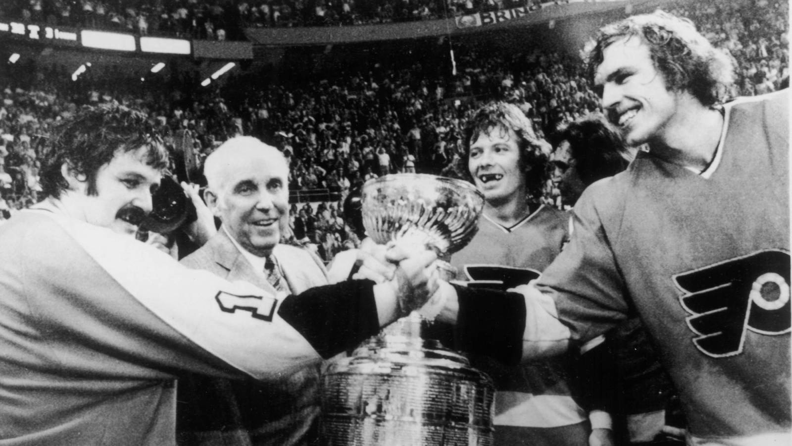 quiz name every player on both philadelphia flyers 1973 74 and 1974 did the 1974 flyers deserve the cup