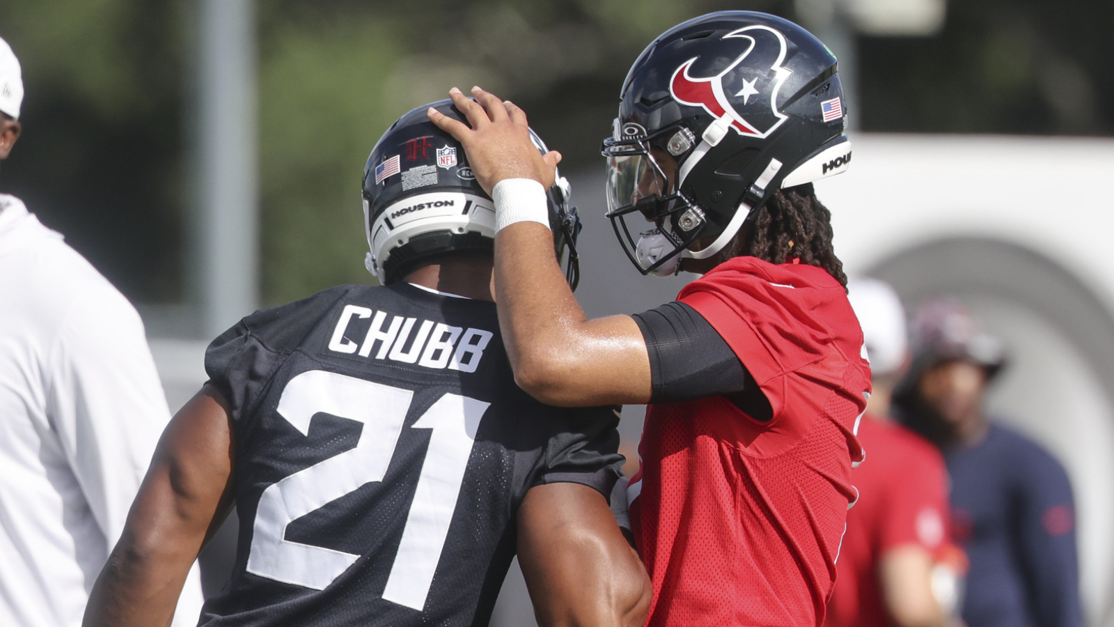 https://www.yardbarker.com/media/5/e/5e1fa293cd9829f8095046da5c9a12632b193c54/thumb_16x9/active-nfl-rushing-leaders-quiz.jpg?v=1
