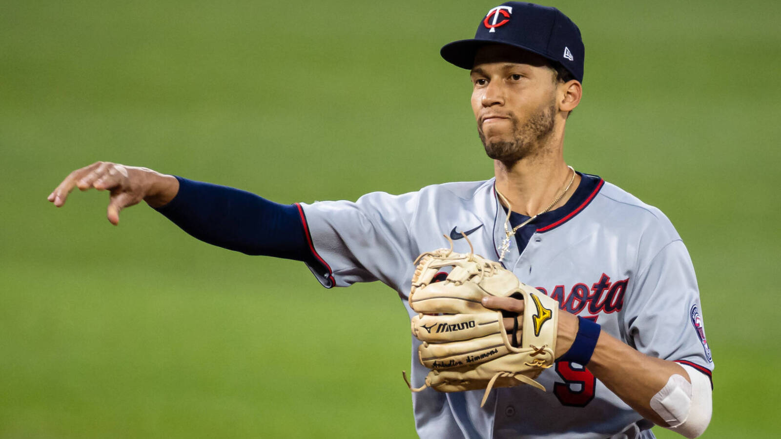 Cubs Sign SS Andrelton Simmons to One-Year Deal - Cubs Insider