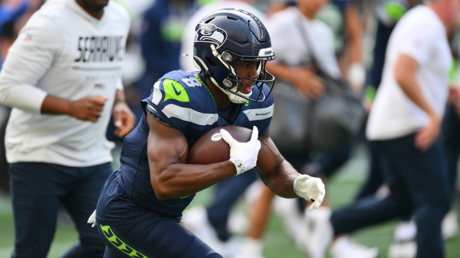 NFC Notes: Jadarian Price, De’Zhaun Stribling, 49ers, Rams, Seahawks