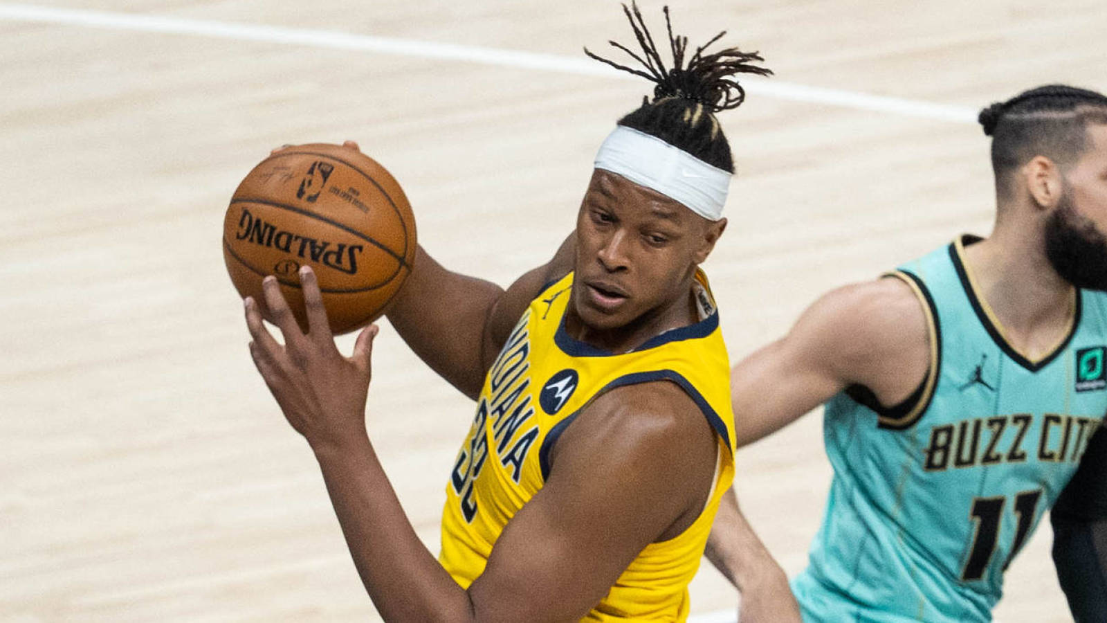 Myles Turner injury could be seasonending Yardbarker