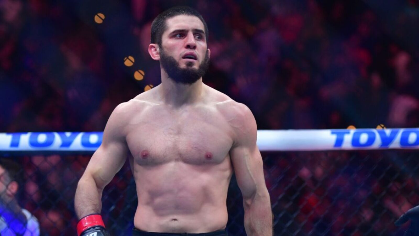 Islam Makhachev Thanks Khabib Nurmagomedov for Giving Him a Team He Could Call Family