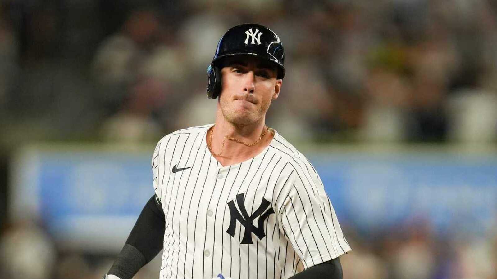 https://www.yardbarker.com/media/5/f/5fd6cfdf0e92ebc416f595c2df05ec10ab31dd25/thumb_16x9/yankees-historic-home-run-barrage-reminder.jpg?v=1