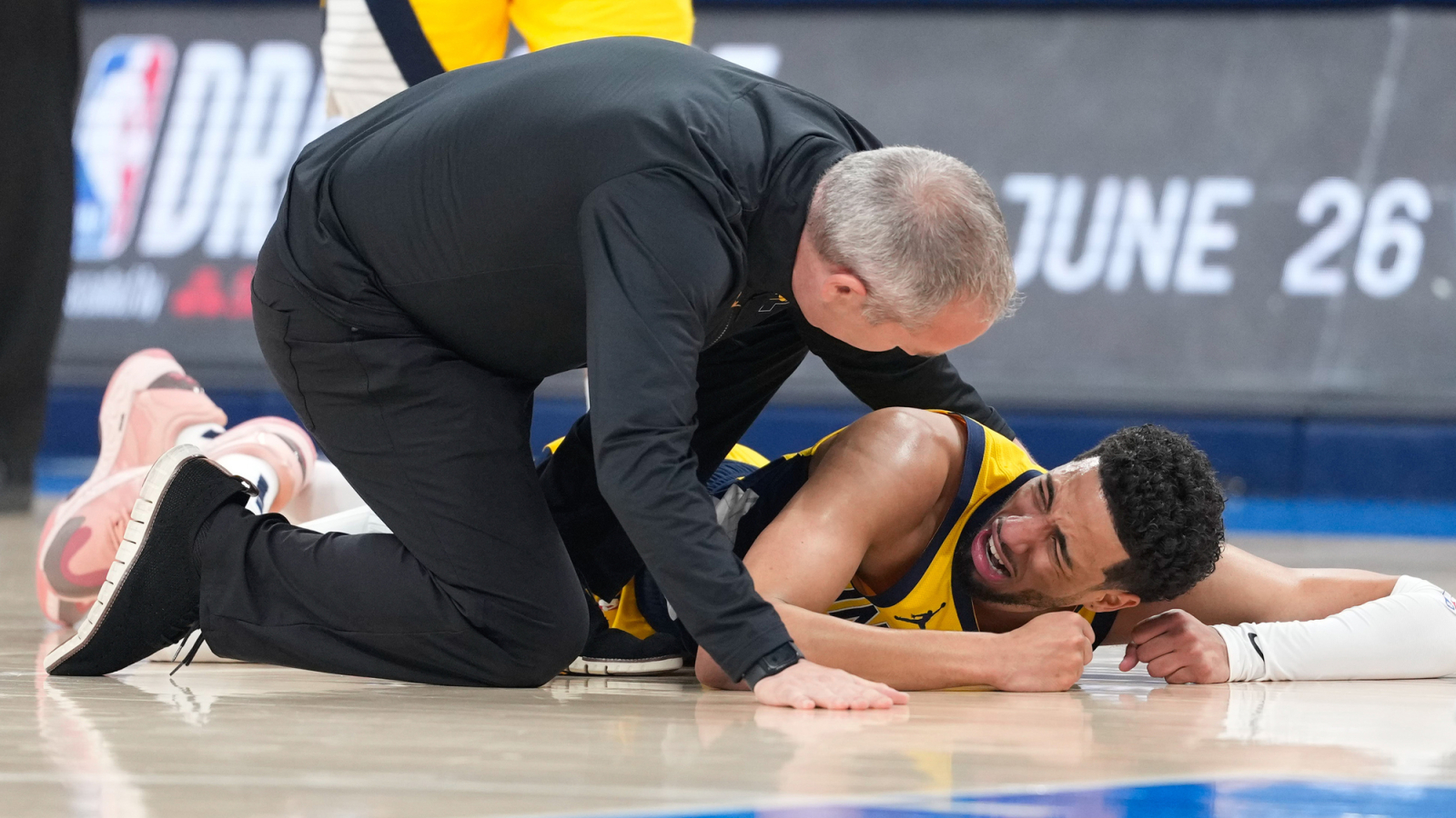 https://www.yardbarker.com/media/5/f/5fd96c01edf6943fd7923cf7270f2f7ce3fc8522/thumb_16x9/pacers-star-tyrese-haliburton-out-game-7-injury.jpg?v=1