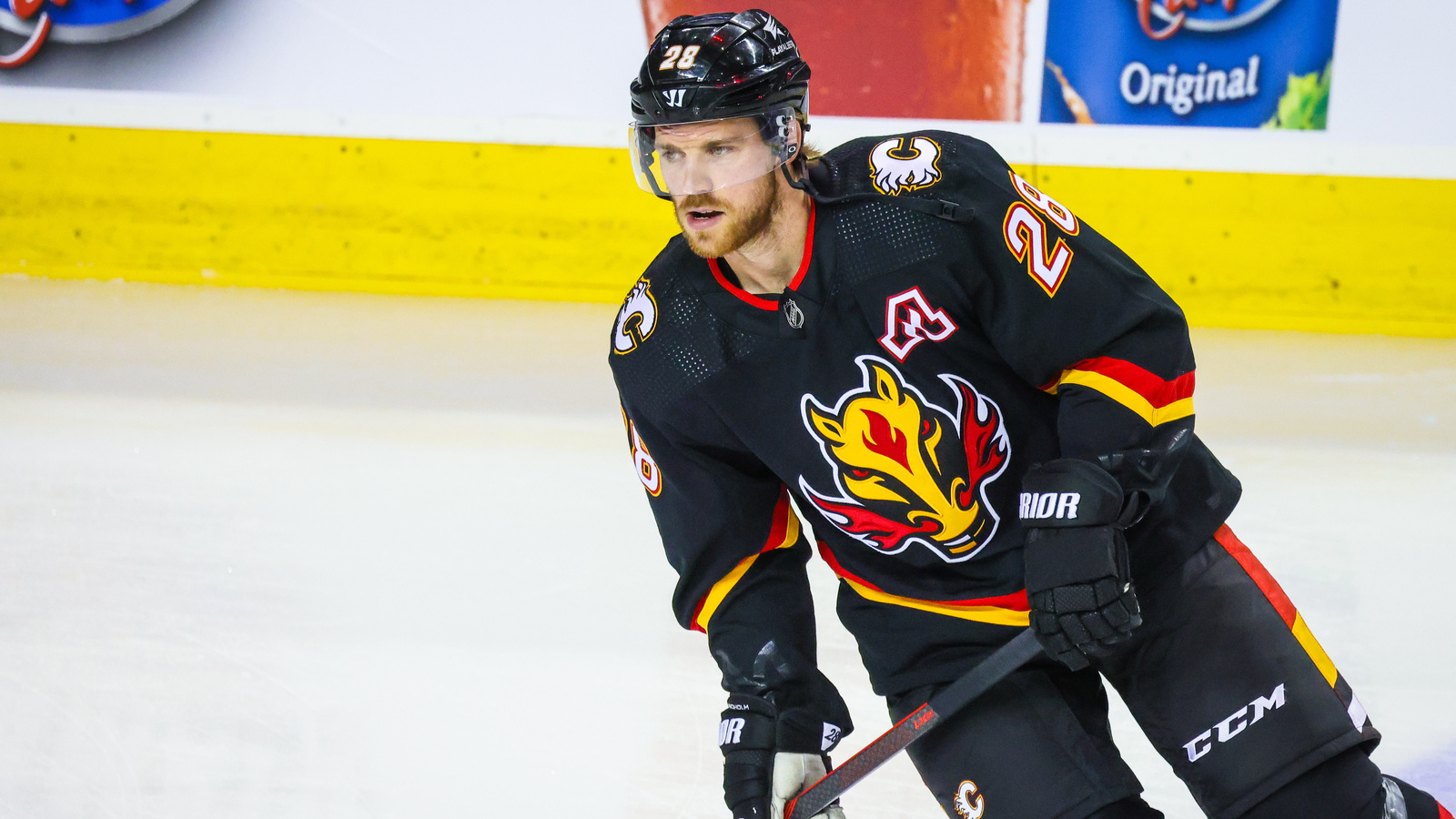Flames Panel Says Elias Lindolm Playing Like He Wants a Trade | Yardbarker