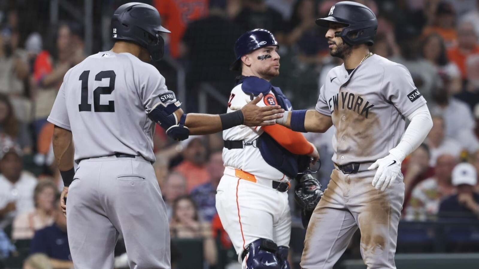 Yankees score late to break open close game against Astros