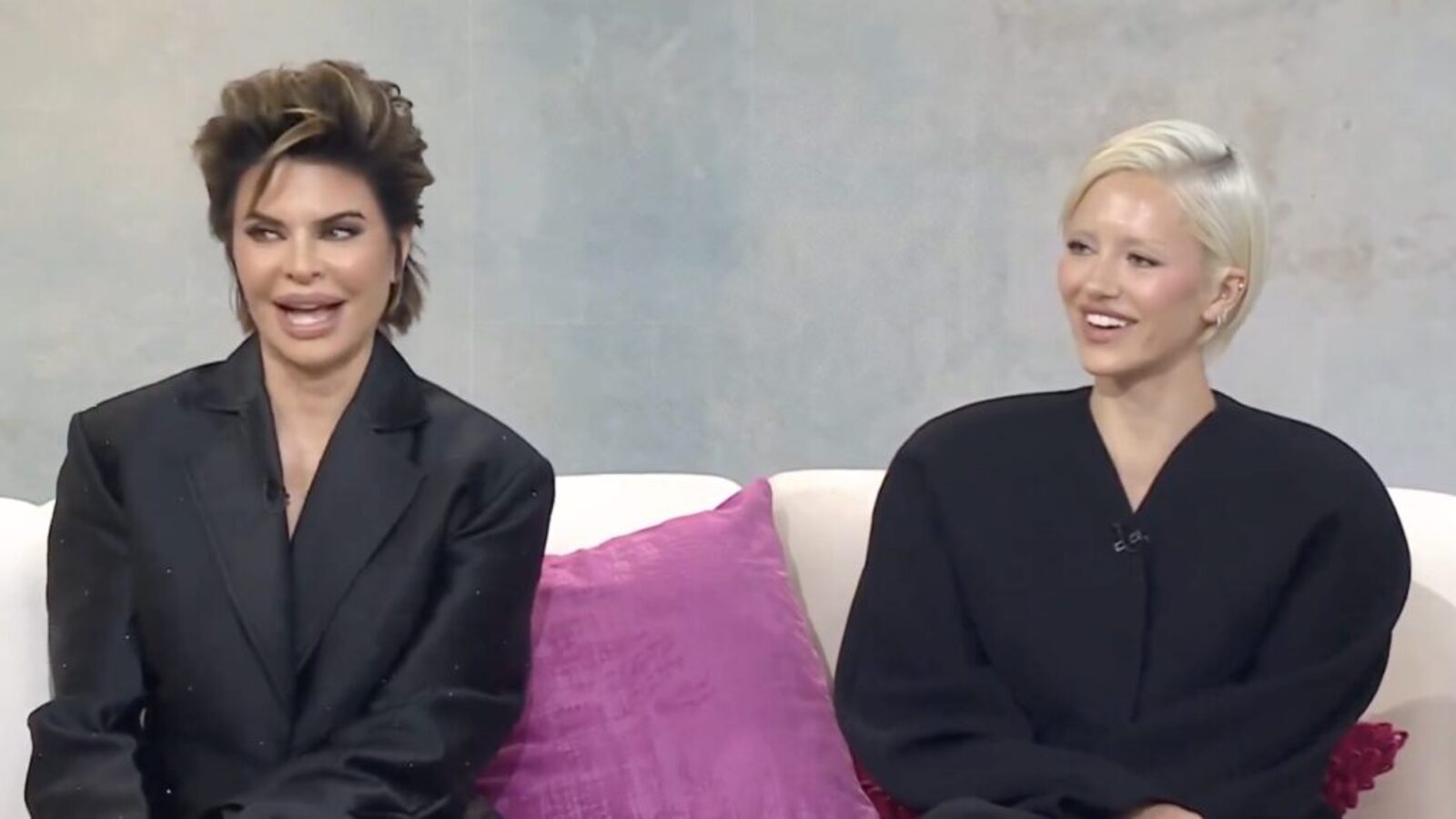 Lisa Rinna Was a ‘Scary’ & Strict Mother Growing Up Reveals Delilah ...