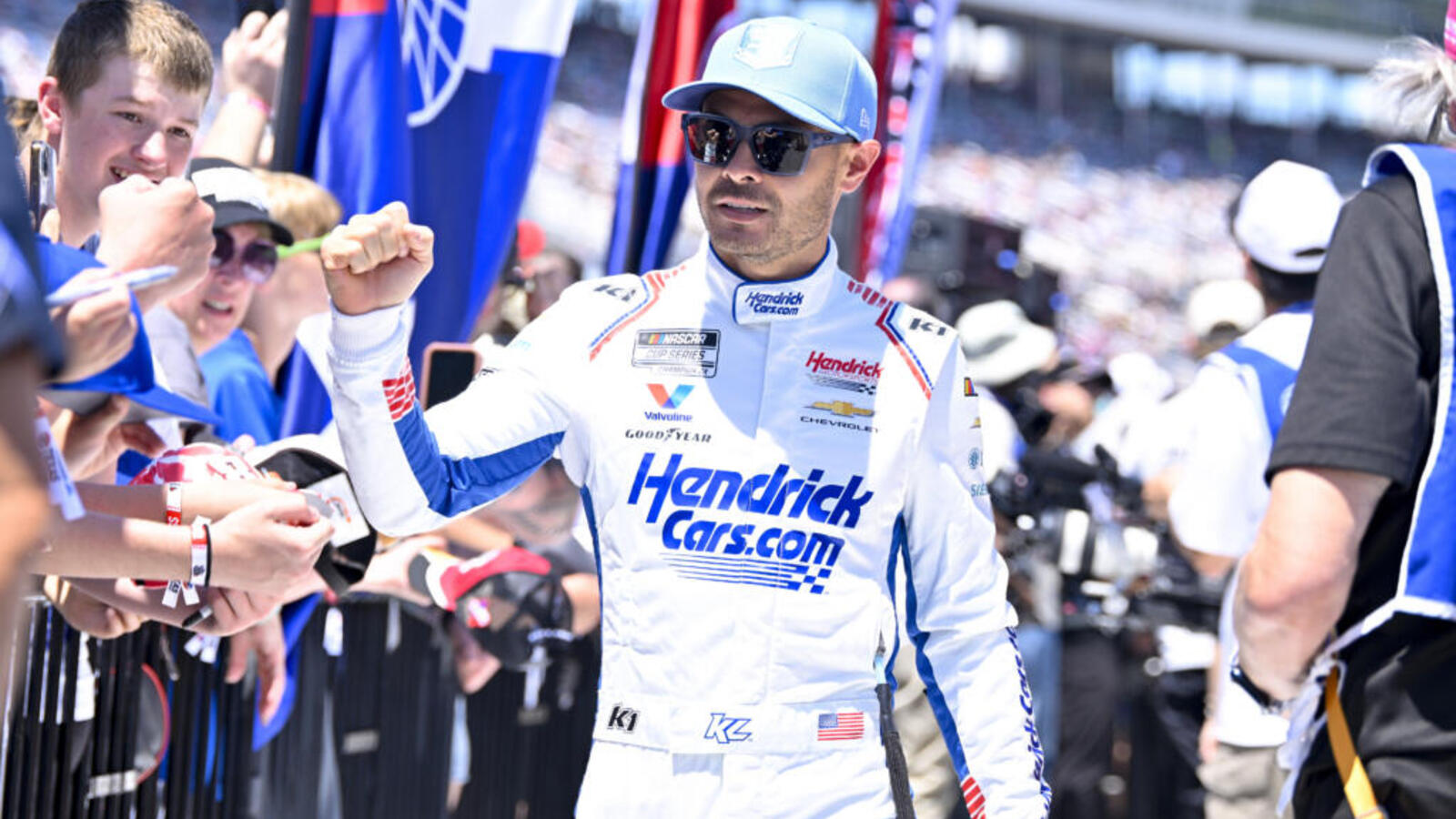 Kyle Larson Completes Remarkable Double Duty at Knoxville Nationals