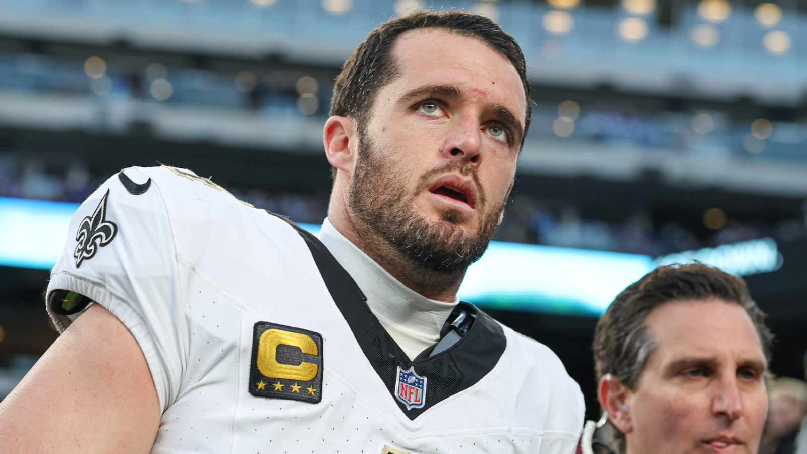 https://www.yardbarker.com/media/6/0/6088d8d8274aa1d95ac949e1f2db56f7555473f4/thumb_16x9/carr-addresses-he-out-retirement-return-nfl.jpg?v=2