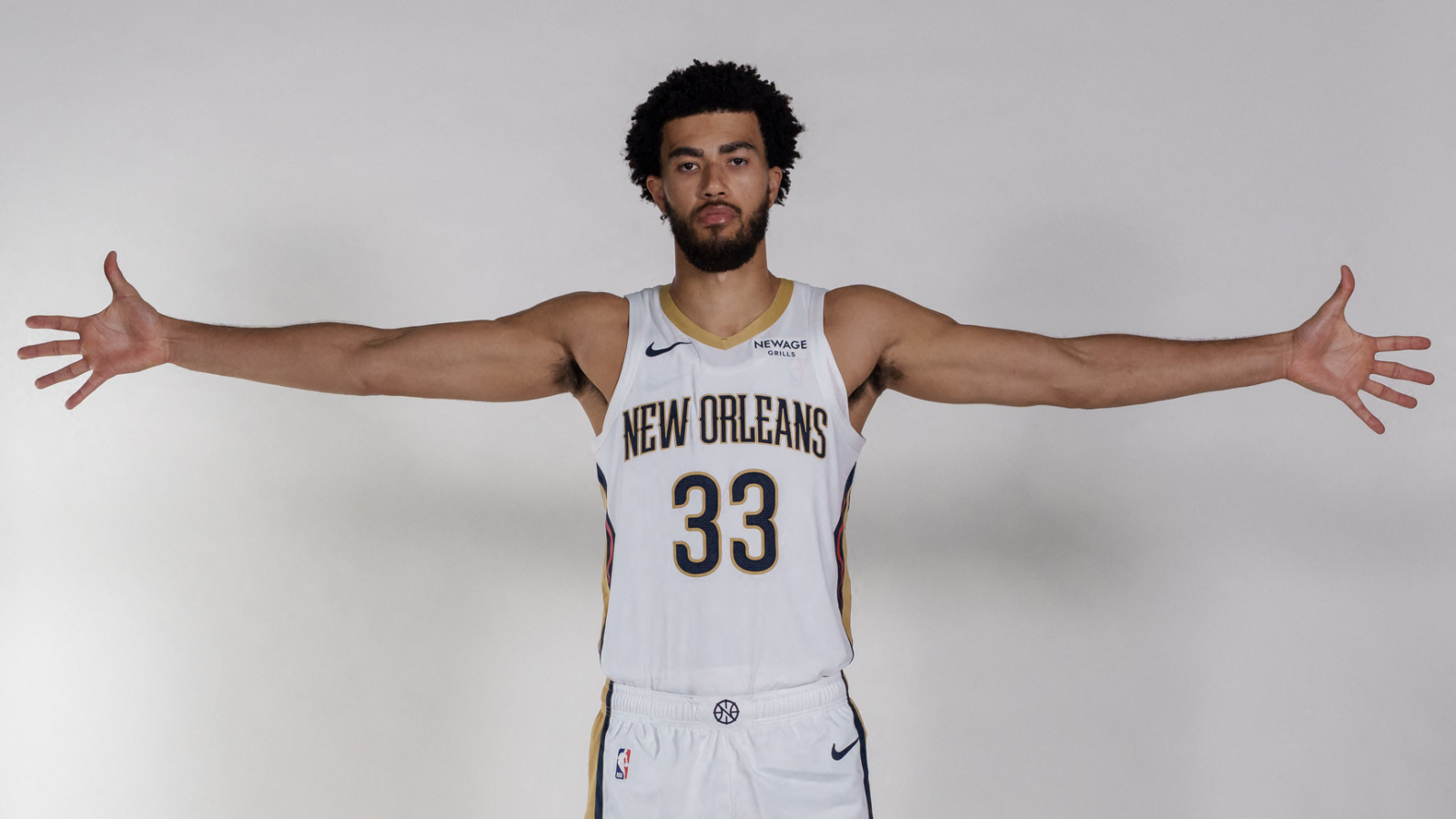 Pelicans Waive Caleb Houstan; Mavericks Sign Matt Cross