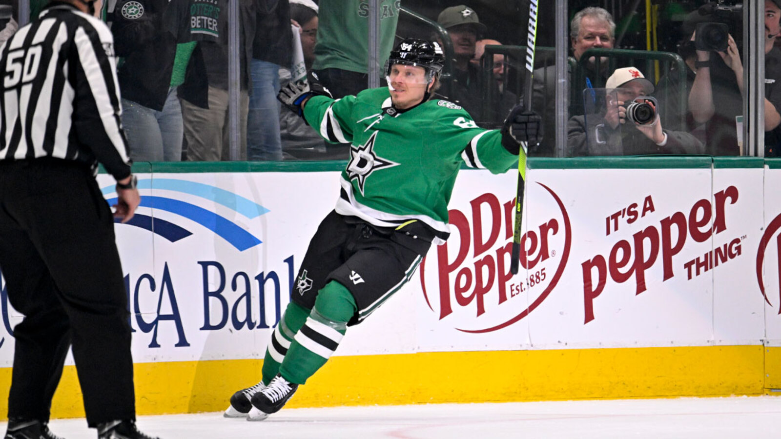 Image credit: ClutchPoints Stars' Mikael Granlund's immediate reaction to 1st career playoff hat trick Originally posted on NHL on ClutchPoints By Colin Gallant | Last updated May 14, 2025 9:23 AM ET