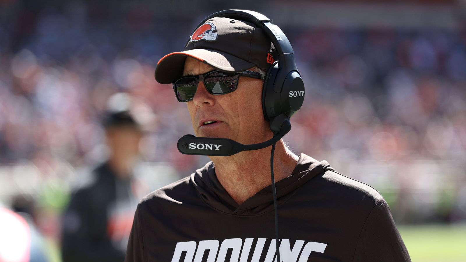 https://www.yardbarker.com/media/6/1/61f4ec016d138ab18b072ccfa8a156c476c6849a/thumb_16x9/monken-admits-browns-problem-becoming.jpg?v=1