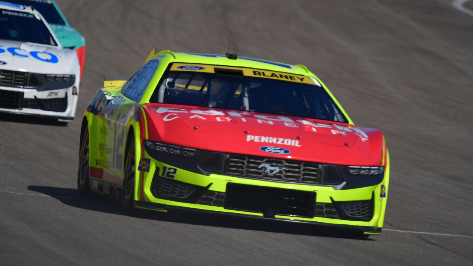 https://www.yardbarker.com/media/6/2/624b3751e7f470e0055160571d50f8a136880c29/thumb_16x9/ryan-blaney-suffers-disastrous-crash-nascar.jpg?v=1