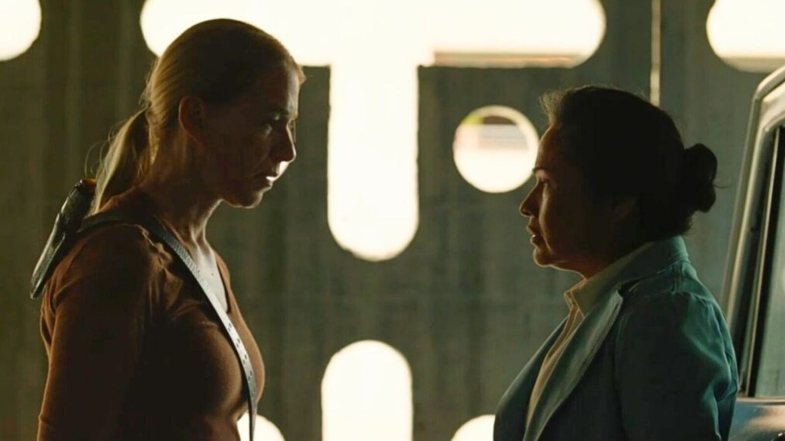 ‘Dark Winds’ Star Deanna Allison Breaks Down Vaggan’s Threat as Emma ...
