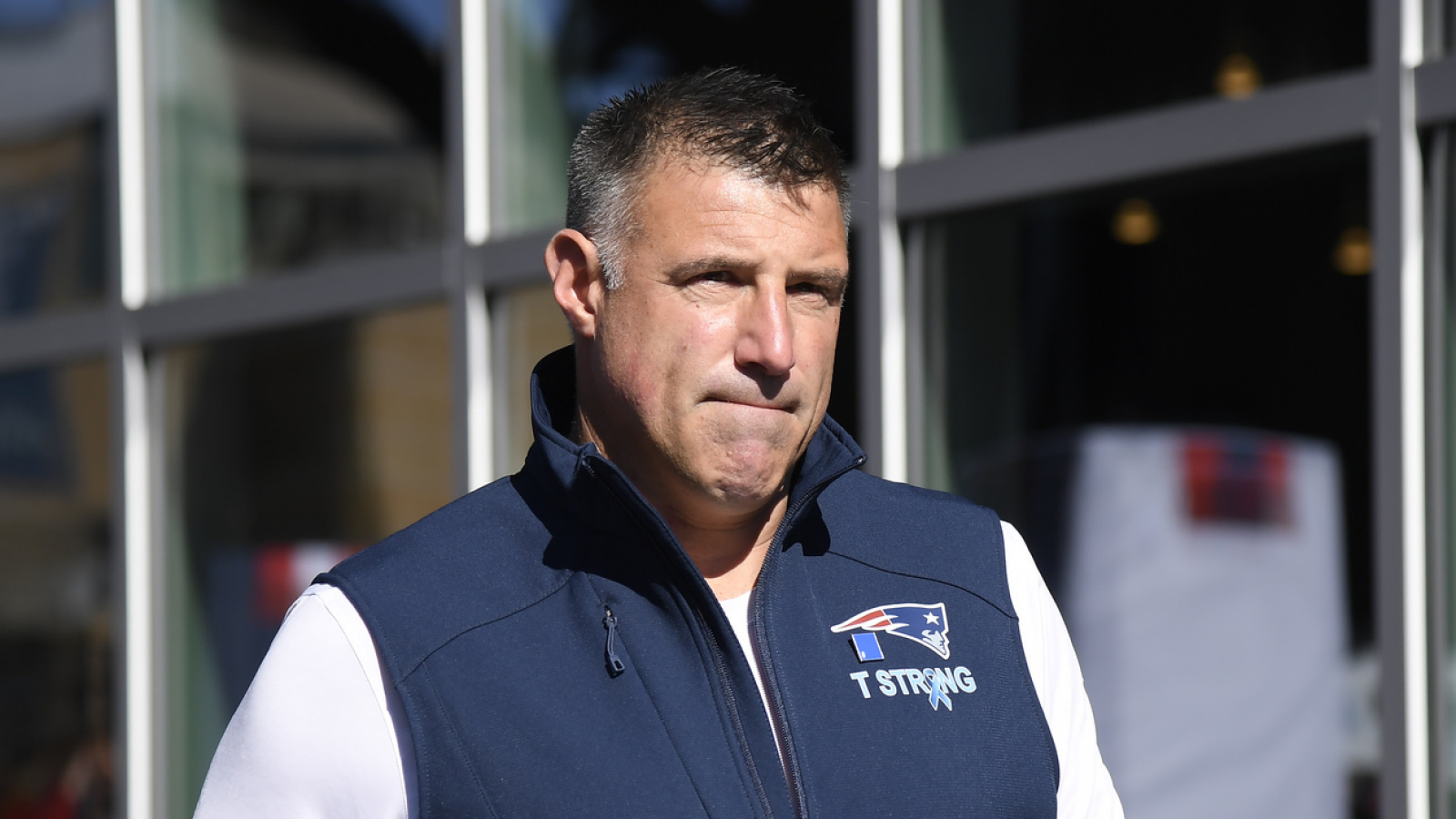 https://www.yardbarker.com/media/6/2/6281b9289554697e5f0119c48885ba5cf4dfbbf0/thumb_16x9/patriots-players-knew-mike-vrabel-changed-teams.jpg?v=1