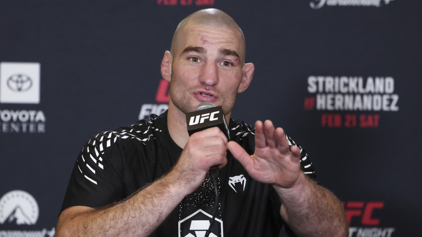 https://www.yardbarker.com/media/6/2/628215dbe81ef18cee367e479c8ccfbd89623fb7/thumb_16x9/feb-21-2026-houston-texas-usa-sean-strickland.jpg?v=1